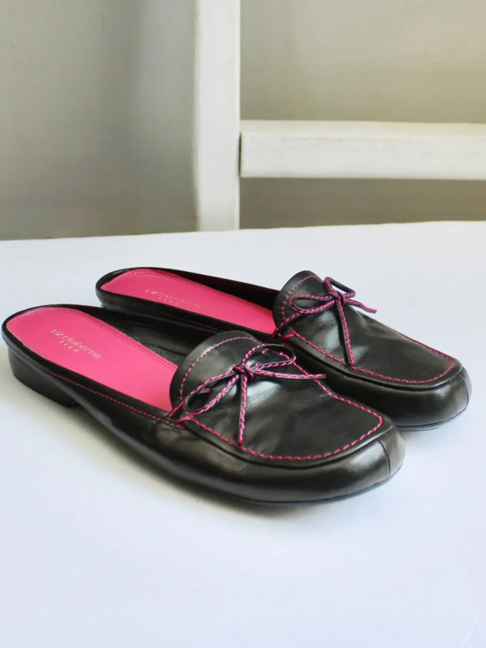 Liz Claiborne Flex Cadence 2 Black Leather Pink Mule Loafers Women's Size 8